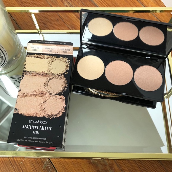 2 left❗️Smashbox highlight palette ✨ - Picture 3 of 10